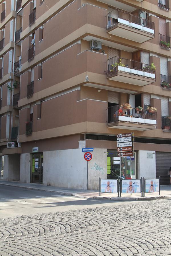 Santacroce B&B Μπαρλέτα Εξωτερικό φωτογραφία